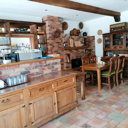 Penzion U Vlčí Stezky 3*