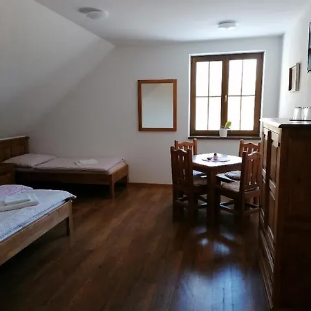 Penzion U Vlci Stezky 3*