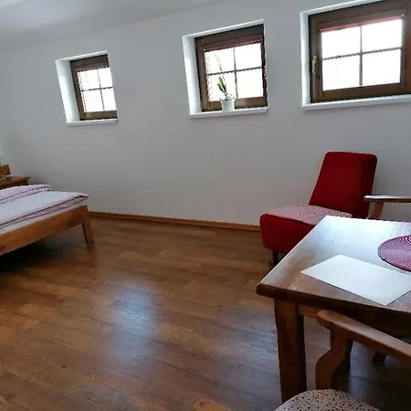 Penzion U Vlčí Stezky 3*