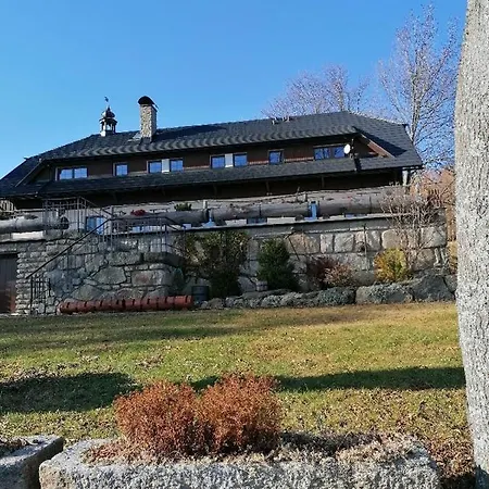 Penzion U Vlci Stezky Guest house 3*